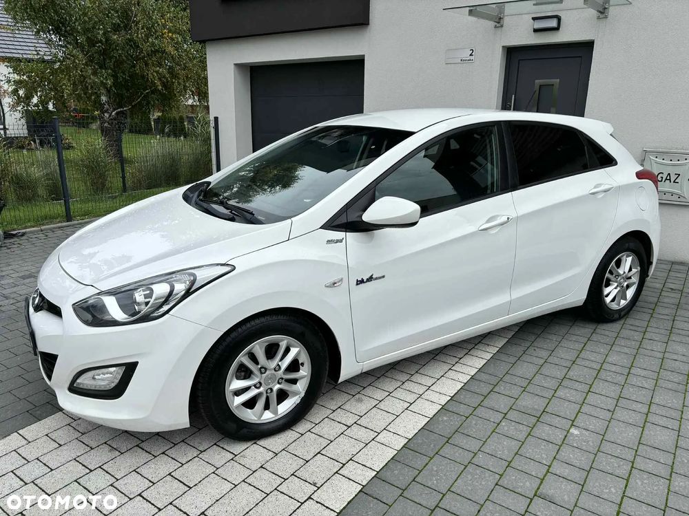 Hyundai i30 1.6 CRDi BlueDrive Classic + - 2