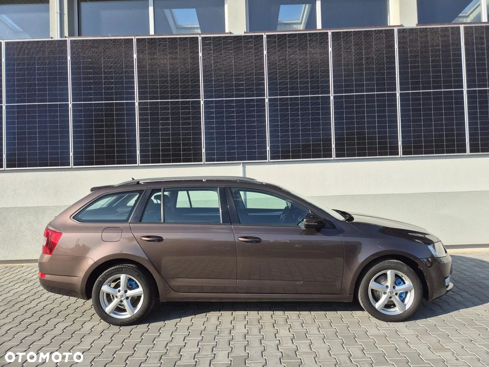 Skoda Octavia 2.0 TDI (Green tec) DSG Ambition - 8