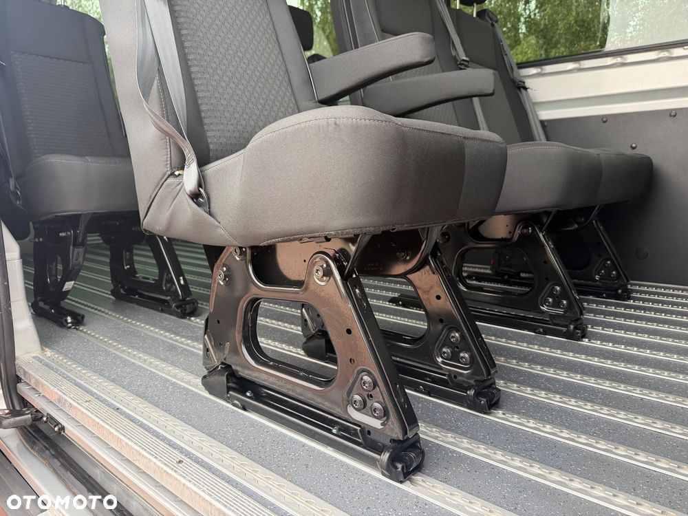 Ford Transit - 24