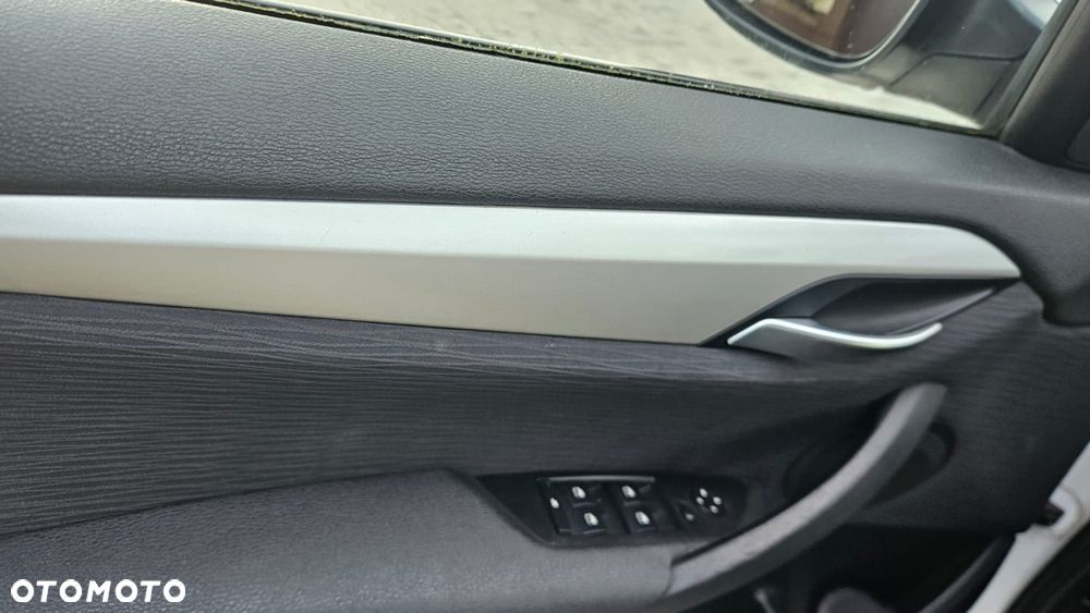 BMW X1 sDrive18d xLine - 5