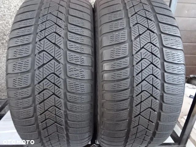 225/40/R18 92W  RSC Pirelli Winter Sotto Zero 3 - 1