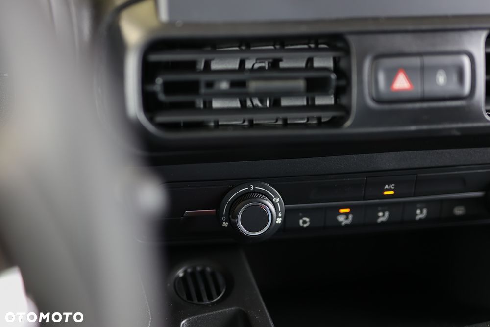 Toyota Proace City - 19