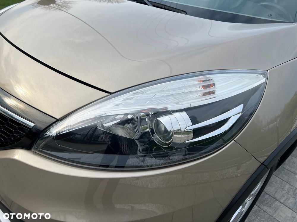 Renault Scenic Energy TCe 130 S&S Xmod Bose Edition - 19