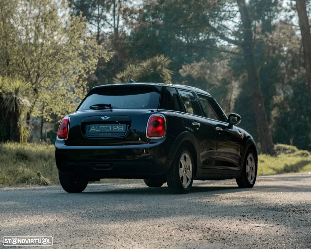 MINI 5 Portas Cooper D - 6