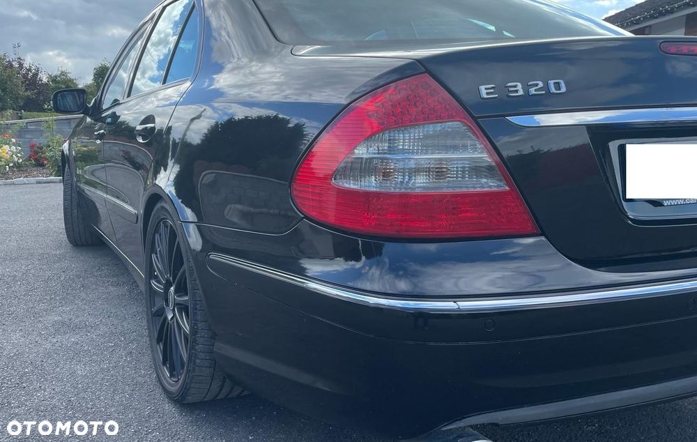 Mercedes-Benz Klasa E 320 CDI Avantgarde - 5