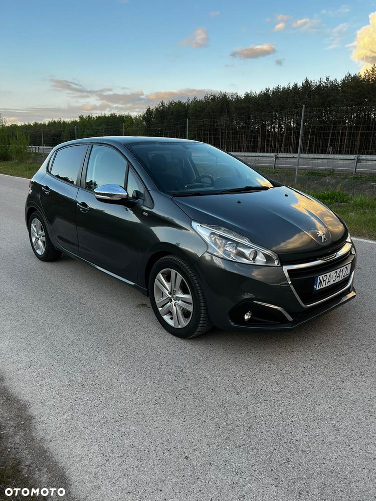 Peugeot 208 PureTech 82 Style - 1