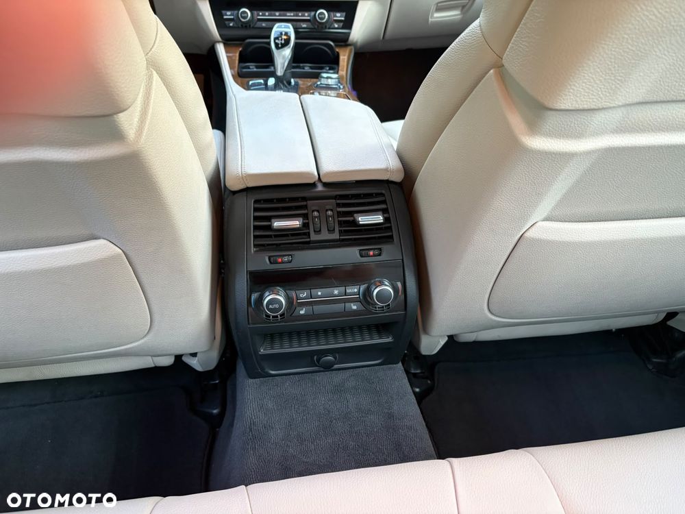 BMW Seria 5 535d - 7