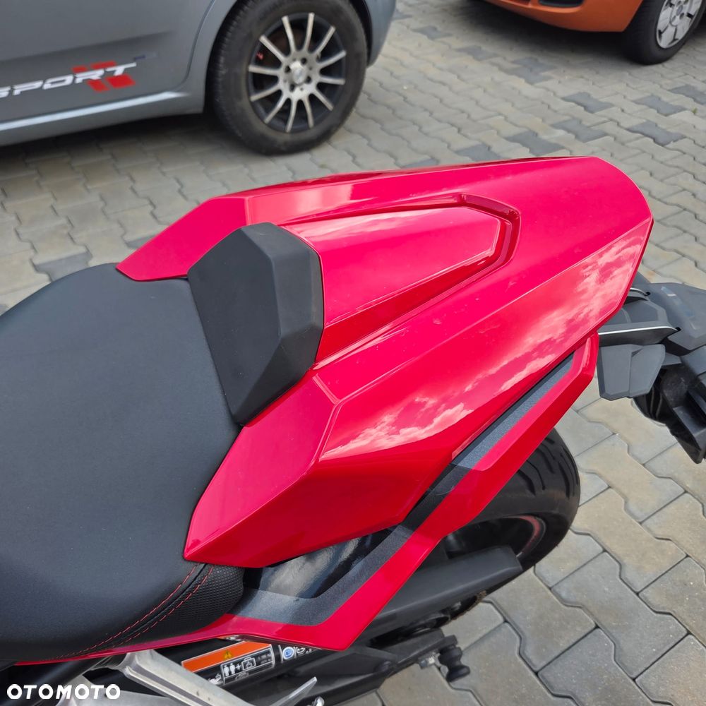 Honda CBR - 6