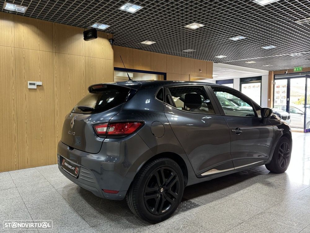 Renault Clio 1.5 dCi Comfort - 9