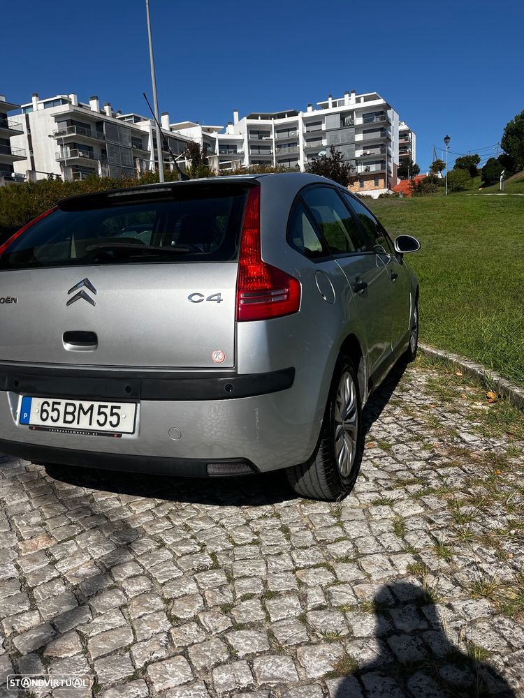 Citroën C4 1.4 16V SX - 4