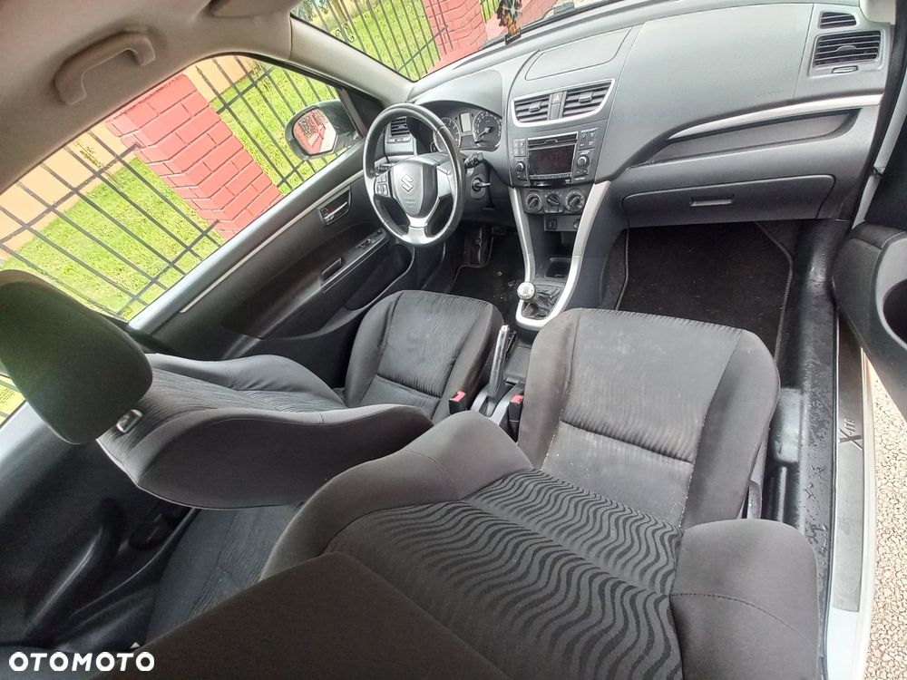 Suzuki Swift - 3