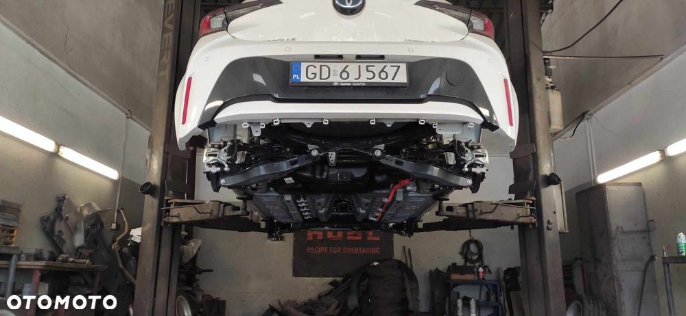 Toyota Corolla - 8