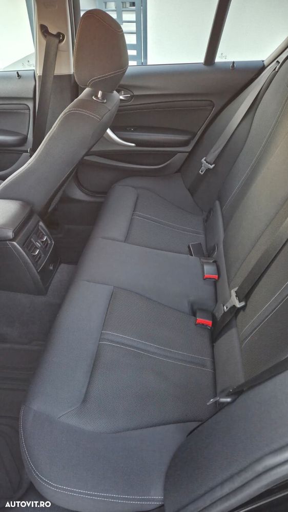 BMW Seria 1 118i - 11