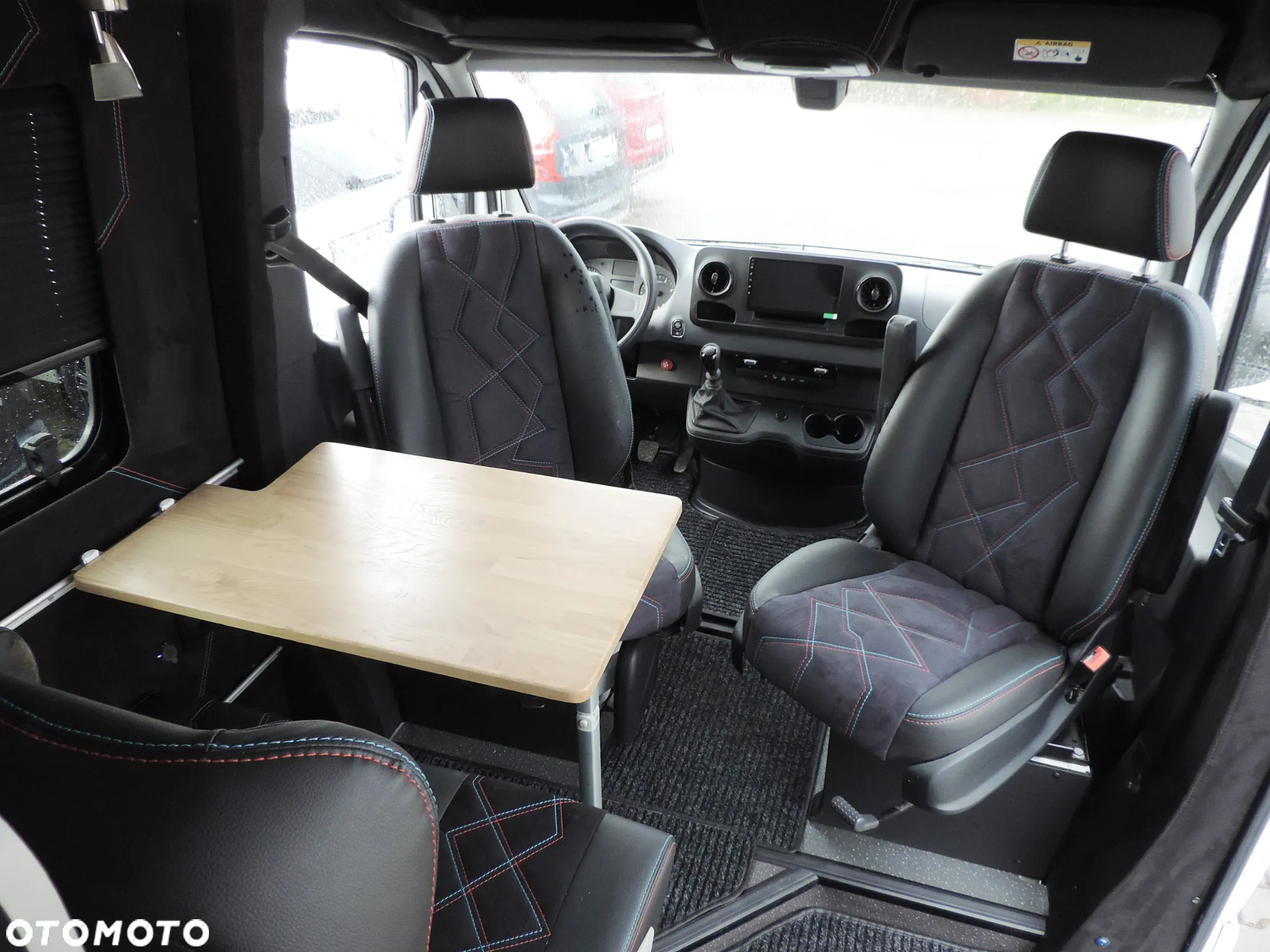 Mercedes-Benz Sprinter Campervan 4 os. Klima Postojowa VIP Napęd przedni - 15