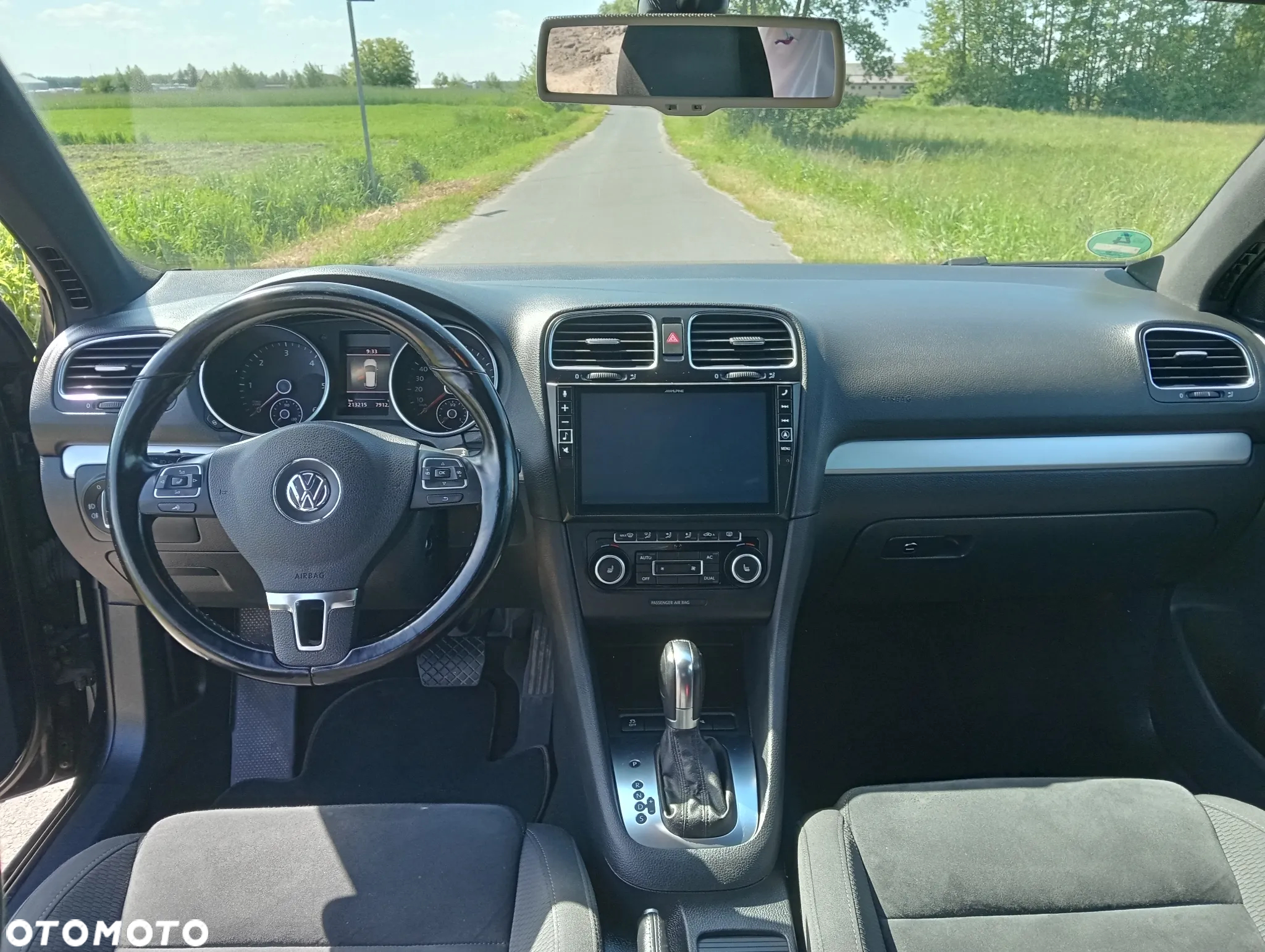 Volkswagen Golf VI 2.0 TDI Highline DSG - 36