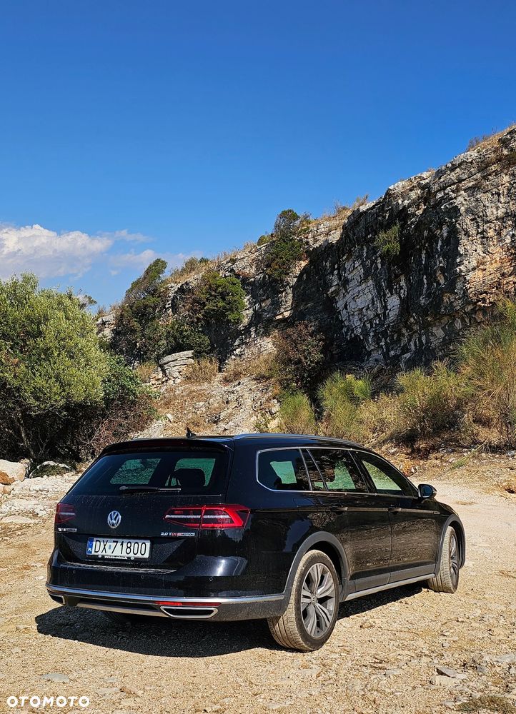 Volkswagen Passat Alltrack - 4