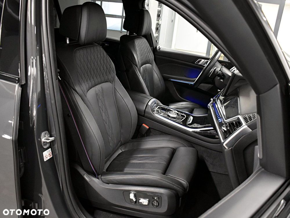 BMW X7 - 15