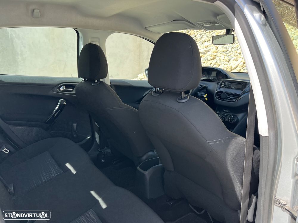 Peugeot 208 1.2 VTi Access - 34