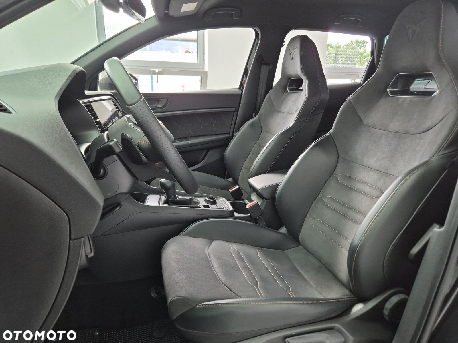 Cupra Ateca 2.0 TSI 4Drive VZ DSG - 11