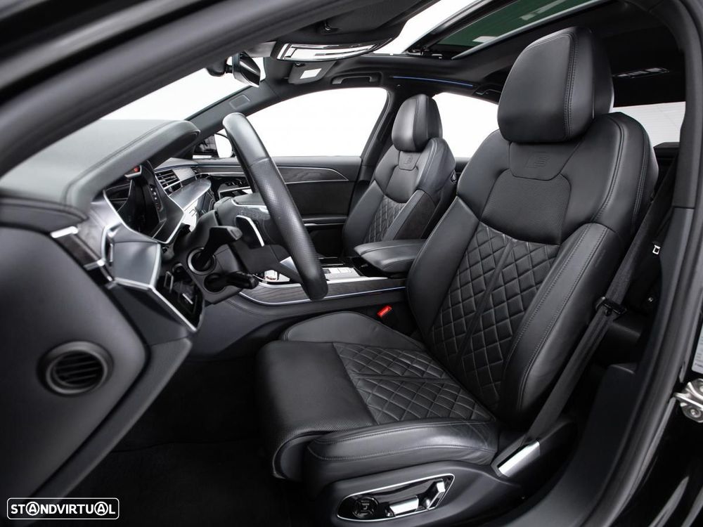 Audi S8 — fotografia 9