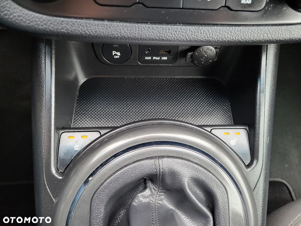 Kia Sportage 2.0 CRDI 4WD Attract - 16