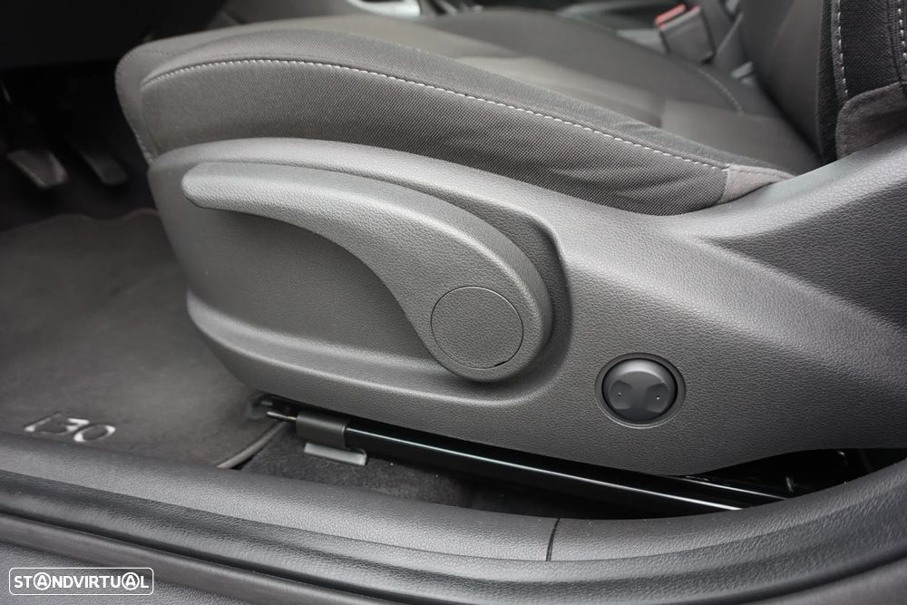 Hyundai i30 1.6 CRDI STyle - 33