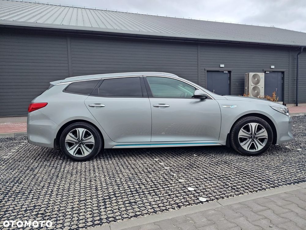 Kia Optima Plug-in Hybrid - 4
