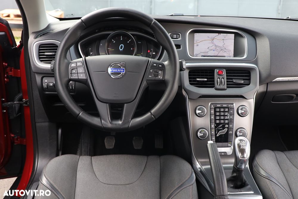 Volvo V40 Cross Country D2 - 5