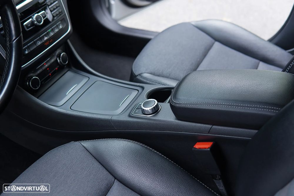 Mercedes-Benz GLA 220 CDI Style - 42
