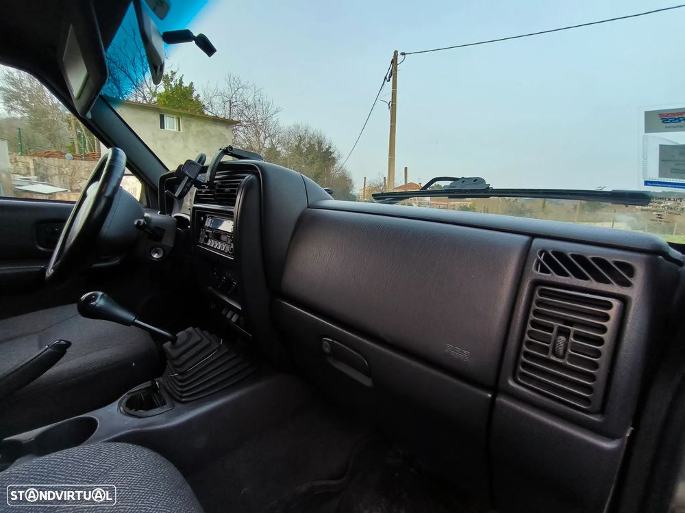 Jeep Cherokee 2.5 TD Classic - 11