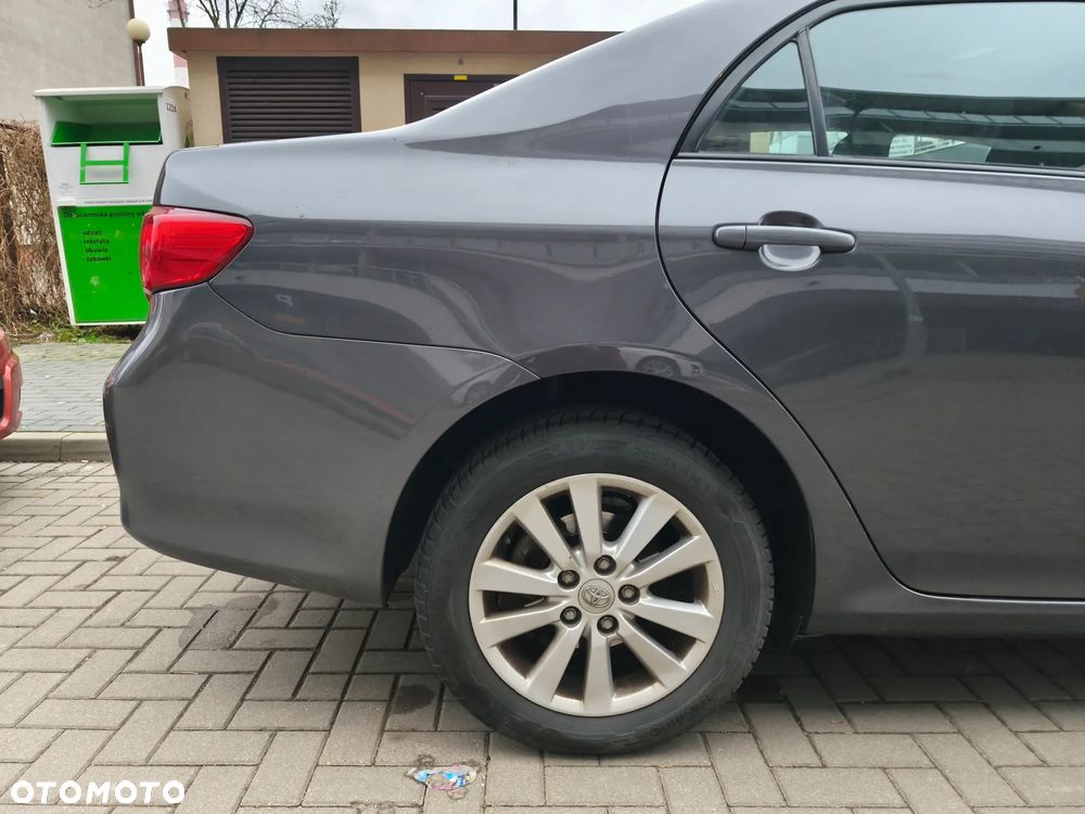 Toyota Corolla 1.6 2010 - 10