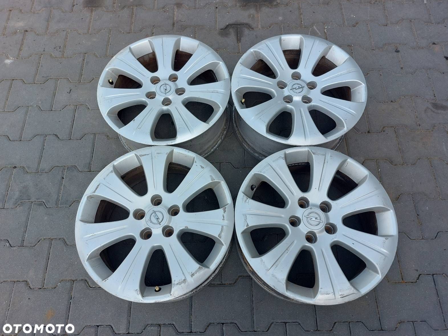 FELGA ALUMINIOWA 4 SZT 5X110 7JX17 ET39 FI 65.1 OPEL OMEGA B FL 13257341 - 1