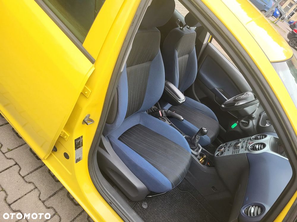 Opel Corsa 1.4 Cosmo - 25