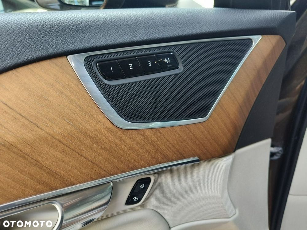 Volvo XC 90 D5 AWD Inscription - 24