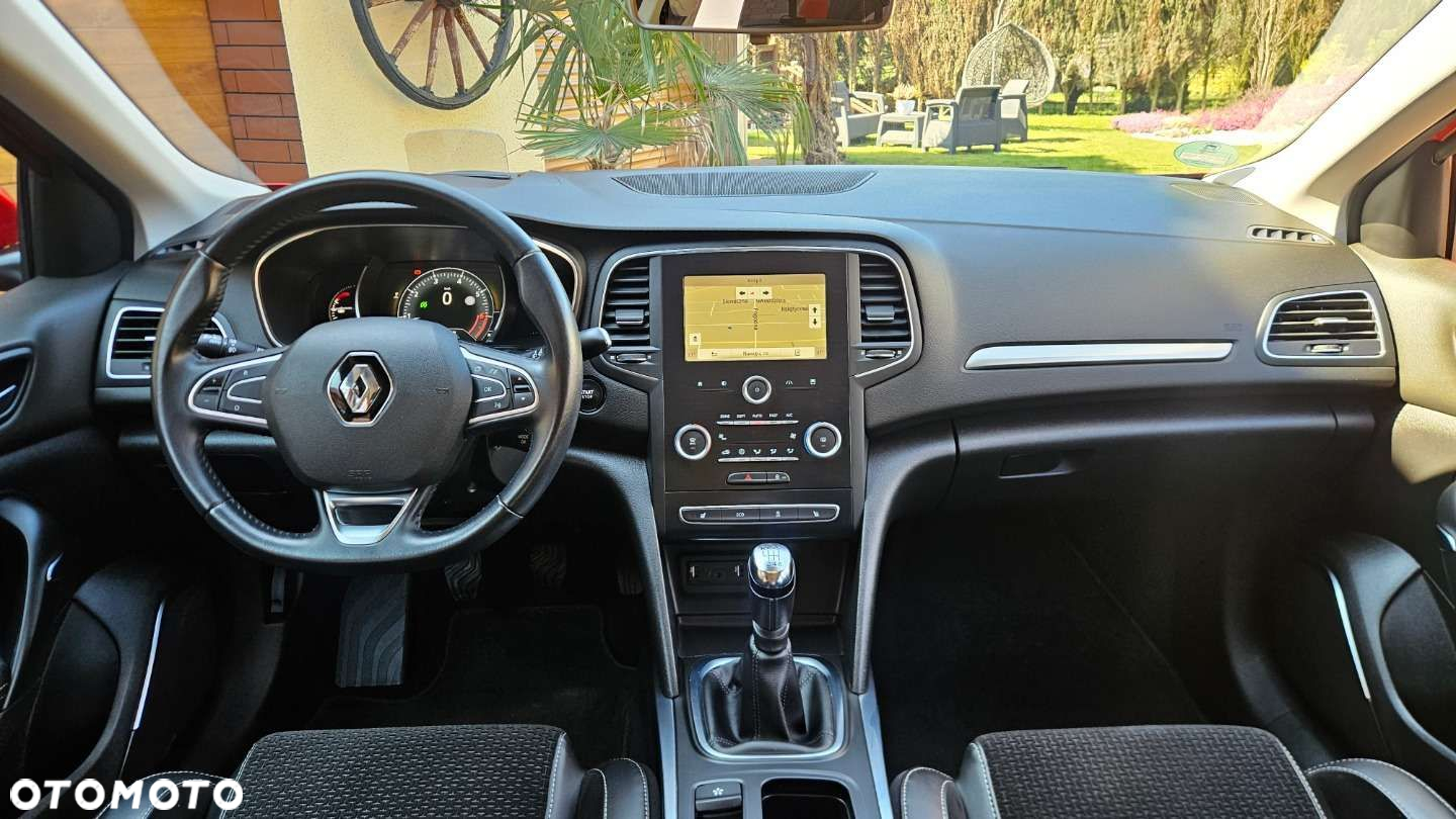 Renault Megane Grandtour ENERGY TCe 130 BOSE EDITION - 13