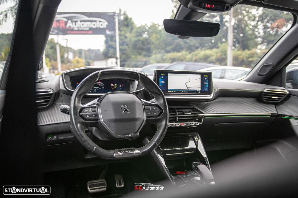 Peugeot e-2008 50 kWh GT - 4