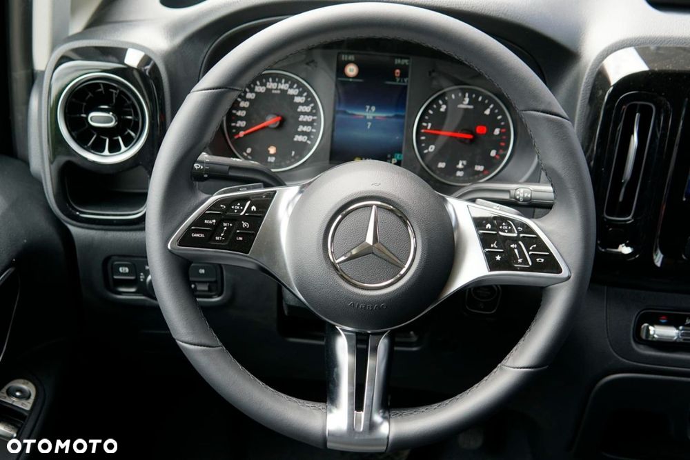 Mercedes-Benz VITO - 14
