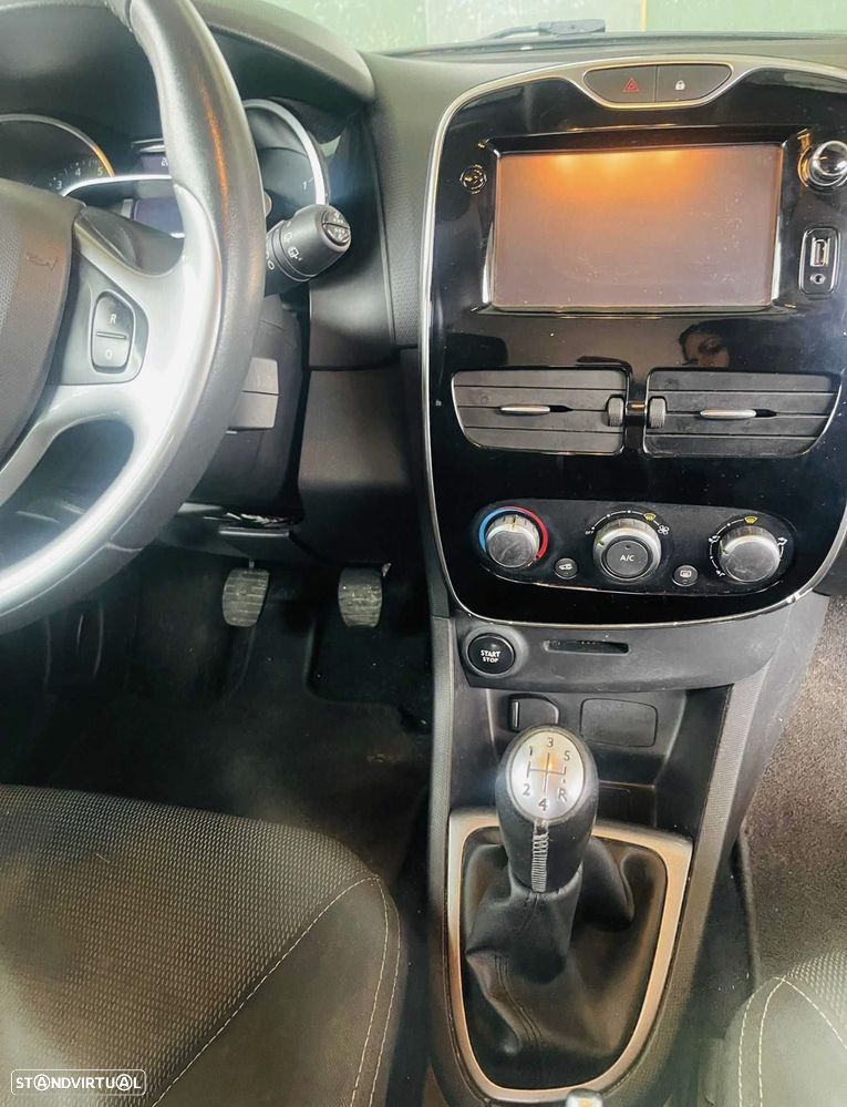 Renault Clio Sport Tourer (Energy) dCi 90 Bose Edition - 5