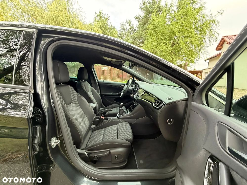 Opel Astra 1.4 Turbo Dynamic - 24