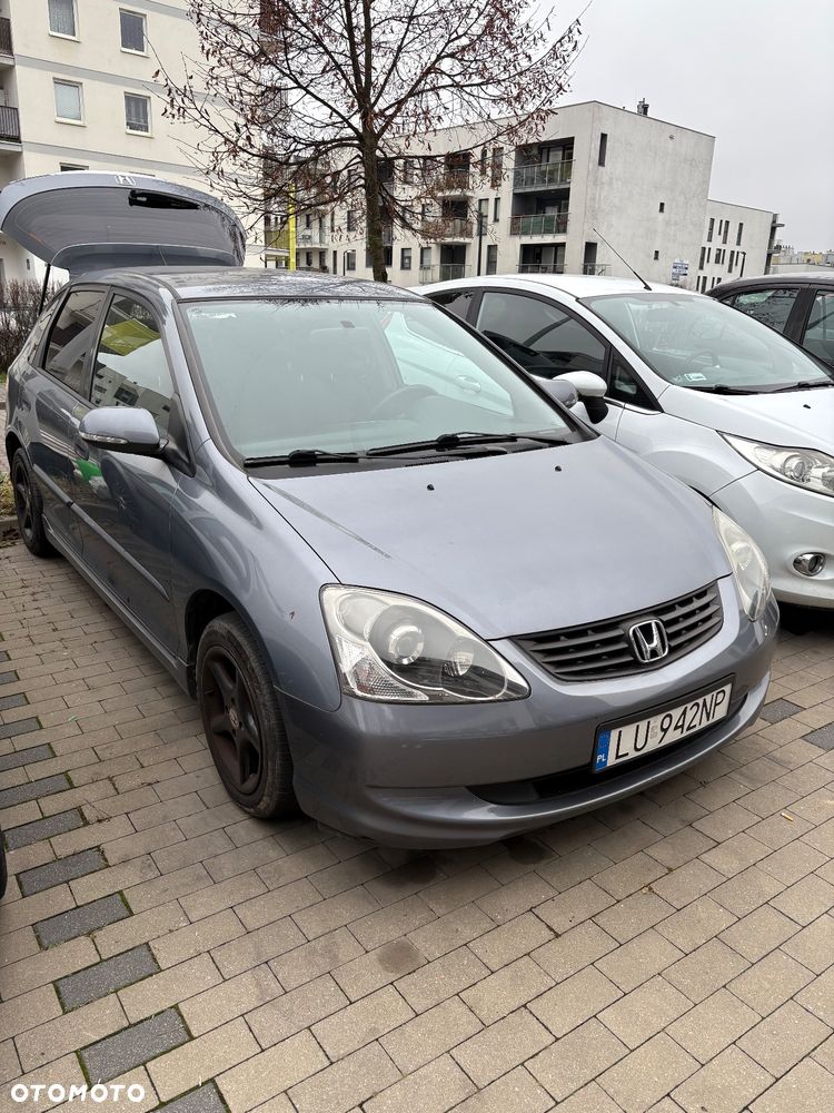 Honda Civic 1.4i LS - 2