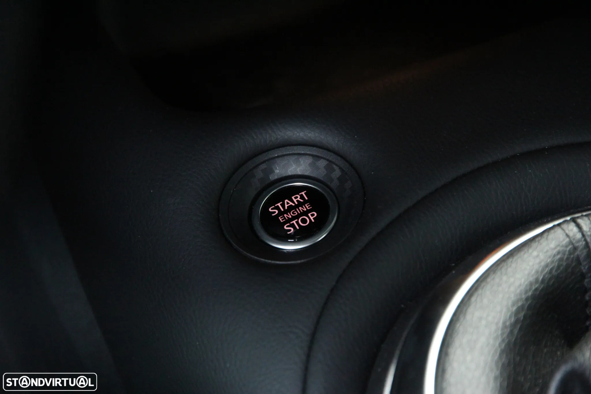 Nissan Juke 1.0 DIG-T N-Connecta NAV. DCT - 12