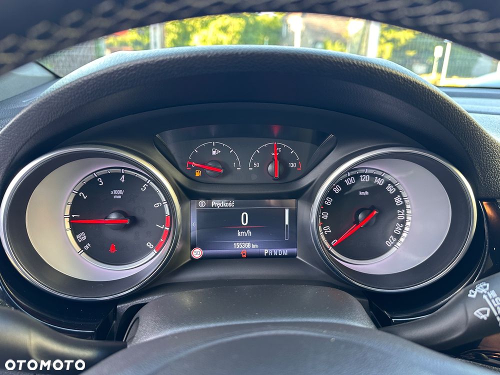 Opel Astra 1.4 T Dynamic S&S - 10