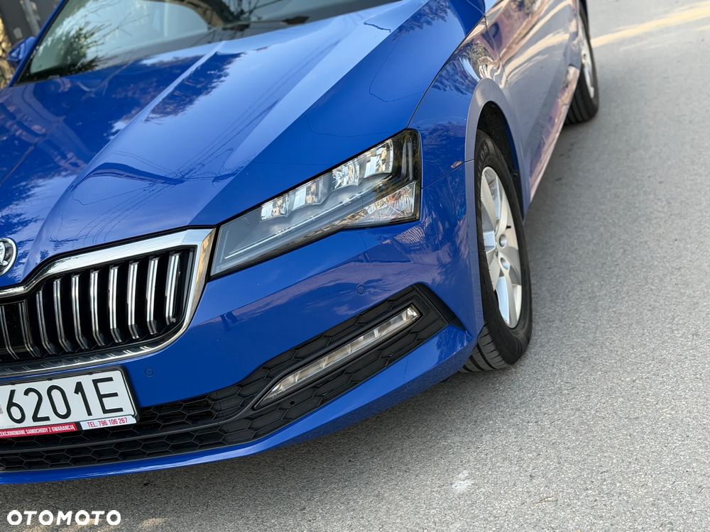 Skoda Superb 2.0 TDI SCR Ambition DSG - 40