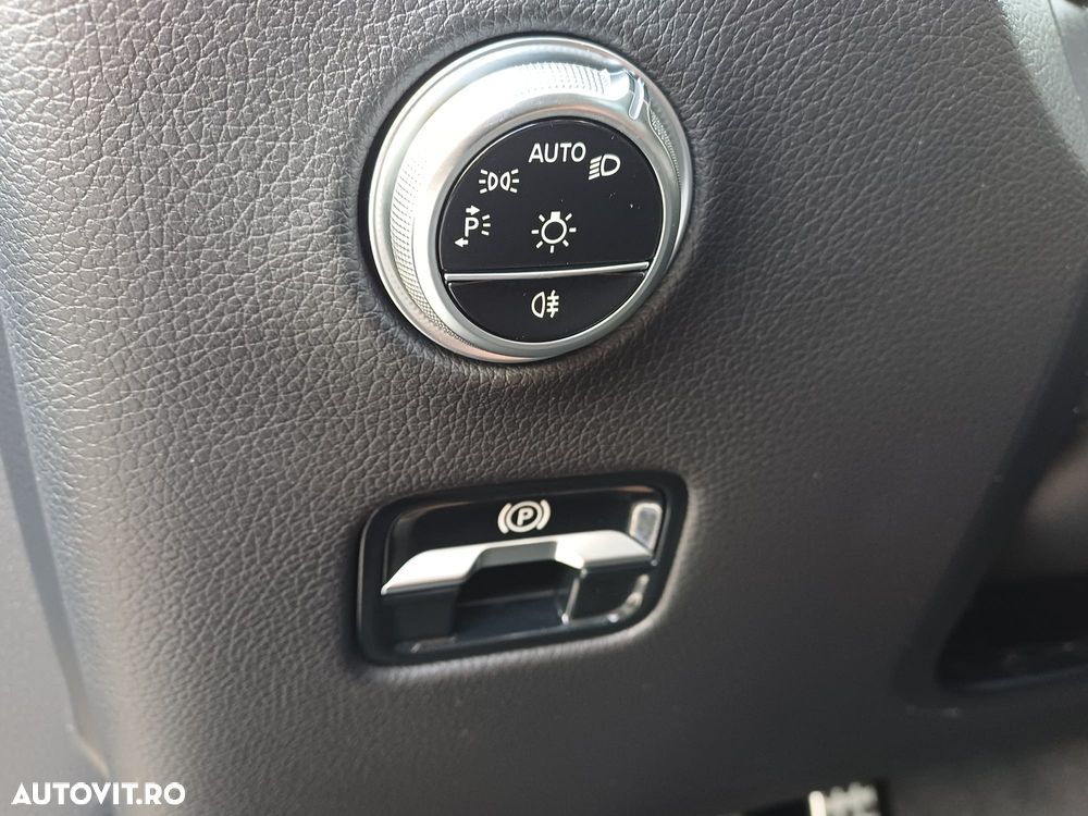 Mercedes-Benz GLC 300 d 4MATIC MHEV - 14