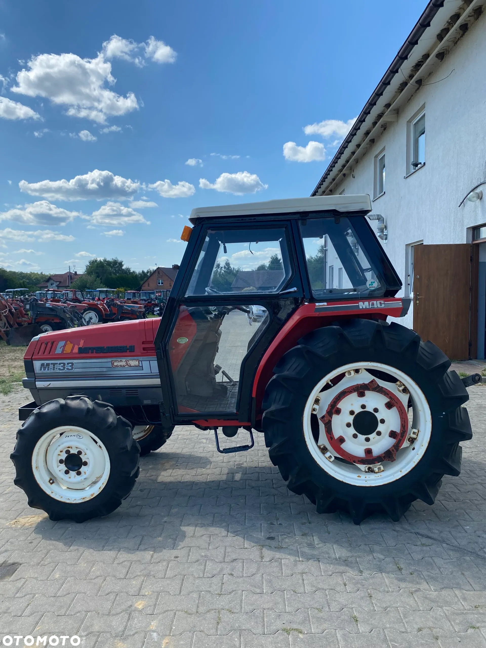Mitsubishi MT33 - 3