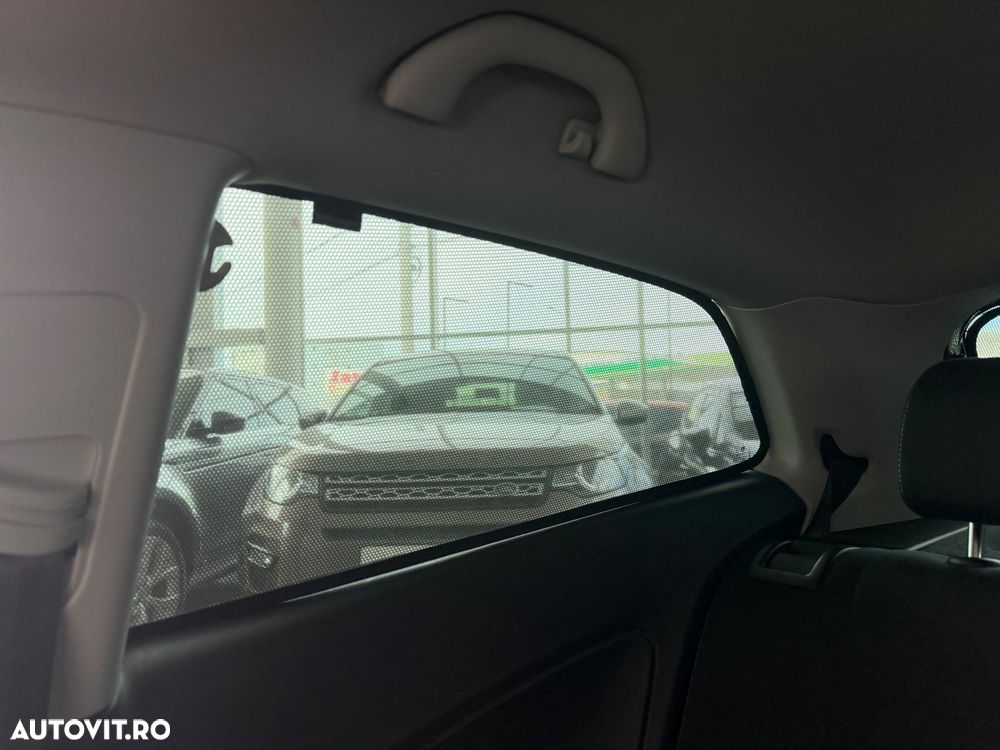 Volkswagen Polo 1.6 TDI DSG Life - 30