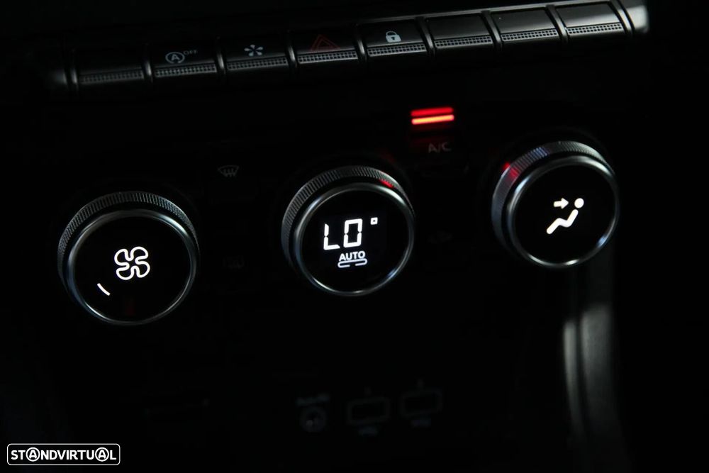 Renault Captur - 14