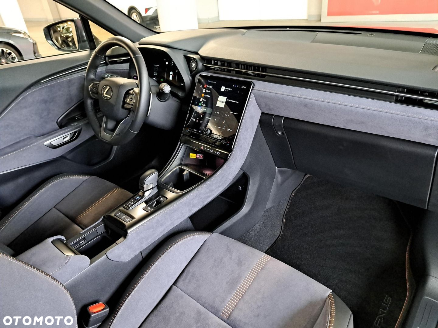 Lexus LBX 1.5 Hybrid Cool - 16