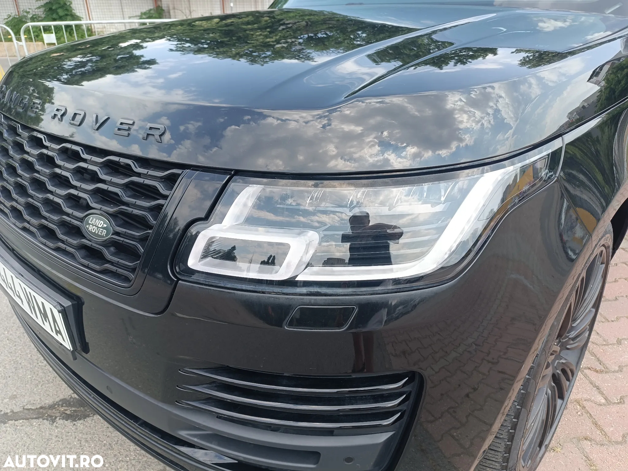 Land Rover Range Rover - 22