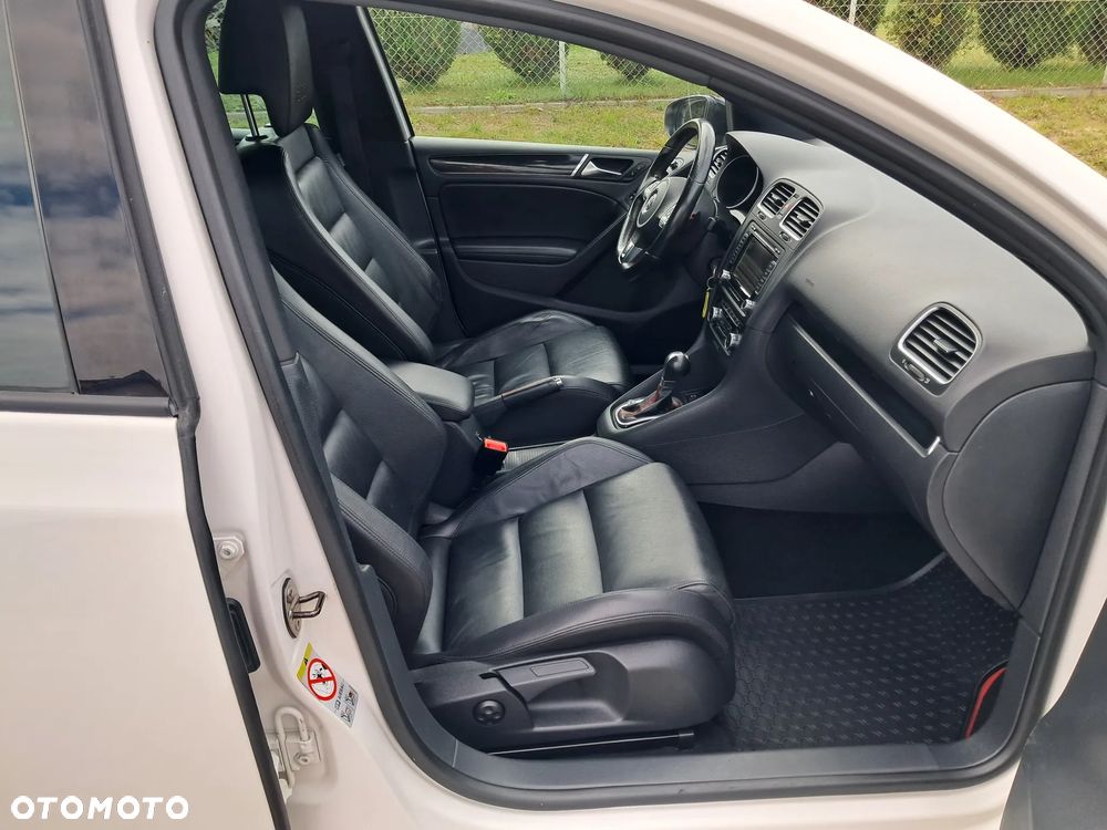 Volkswagen Golf 2.0 GTI DSG - 17